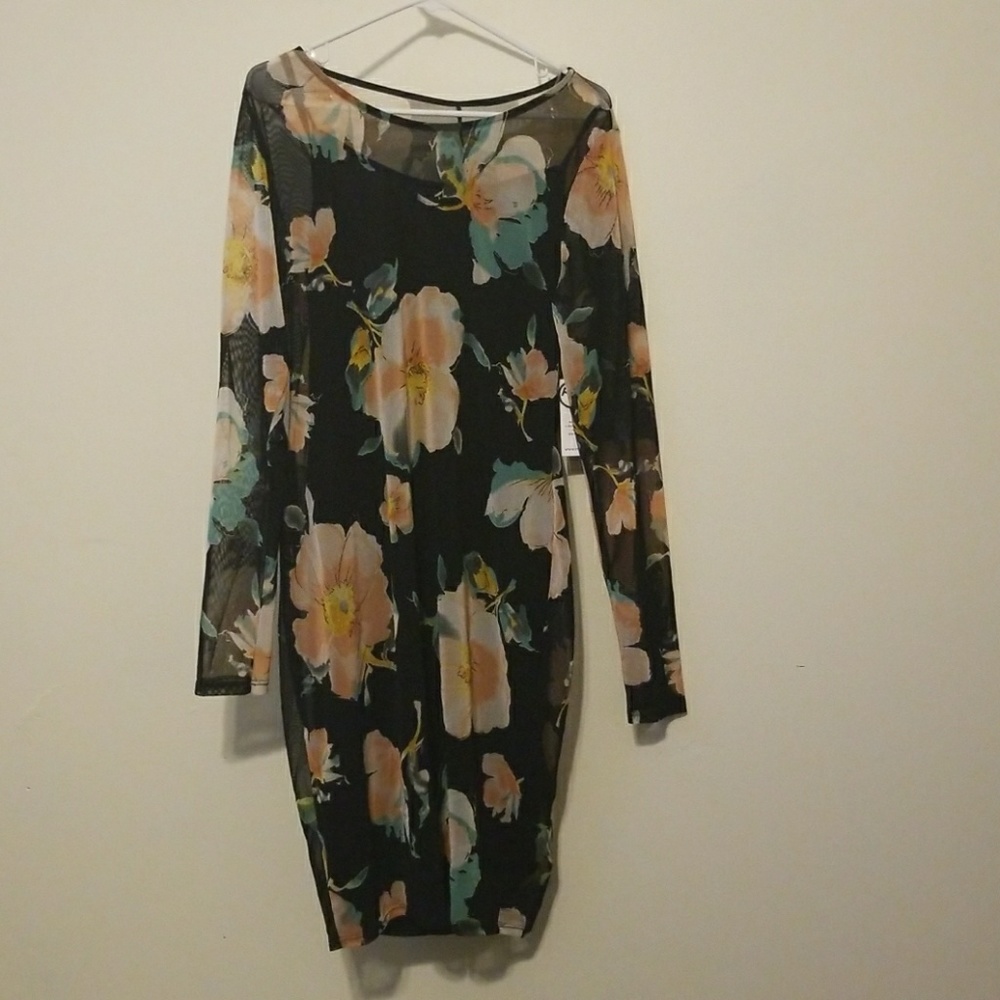 Black floral bodycon dress